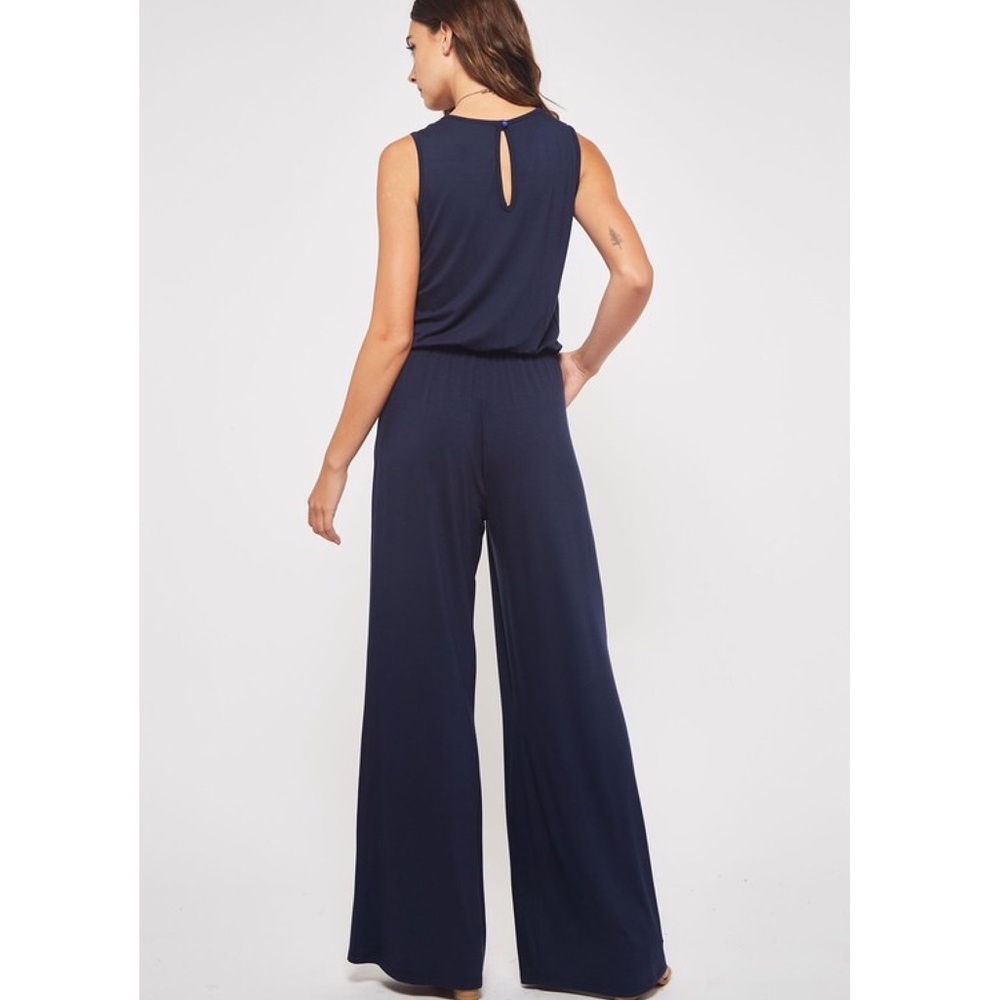 **SALE-ONLY 1 SMALL LEFT*Navy Sleeveless Jumpsuit - Picture 5 of 7